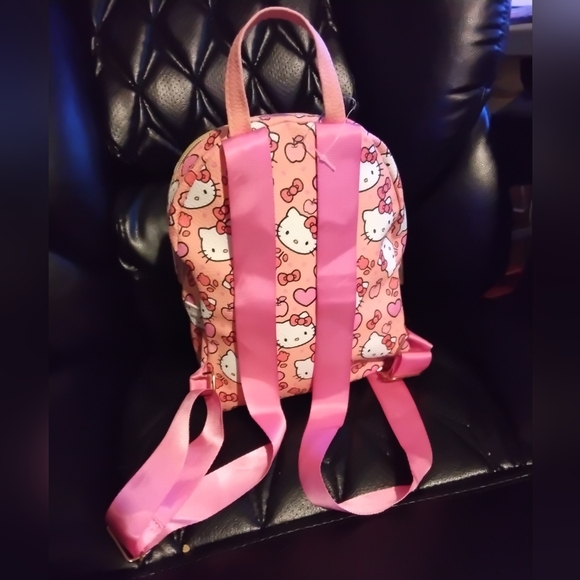Hello Kitty Pink Patterned Mini Backpack - Picture 4 of 6